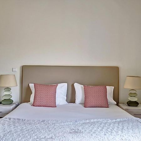 Villa Laura By Lovelystay Calheta  Buitenkant foto