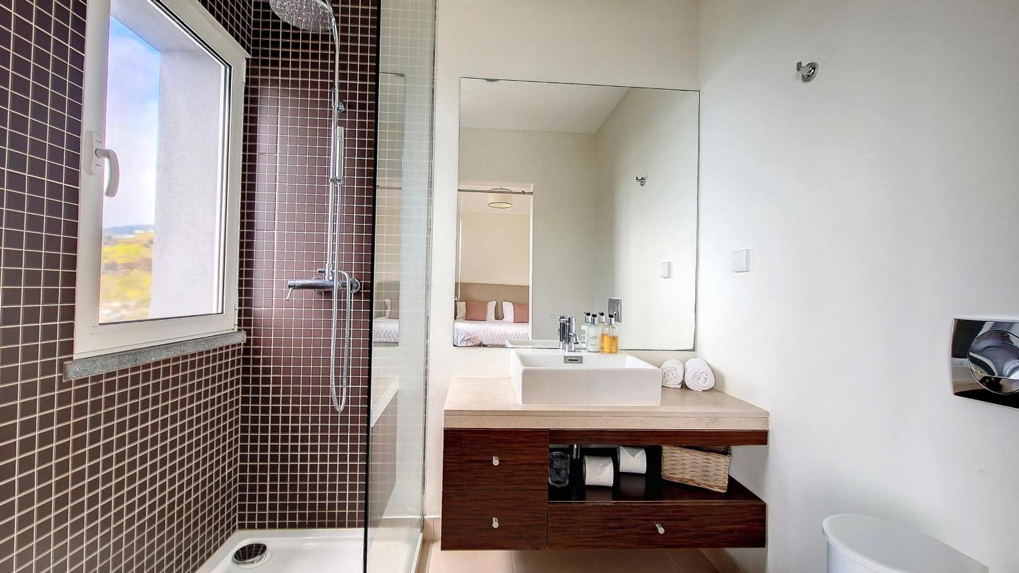 Villa Laura By Lovelystay Calheta  Buitenkant foto